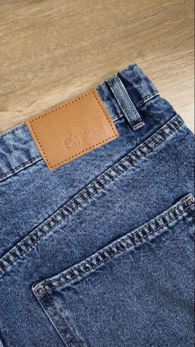 Jeansy mom fit, spodnie jeansowe damskie 40 Sinsay Bawełna