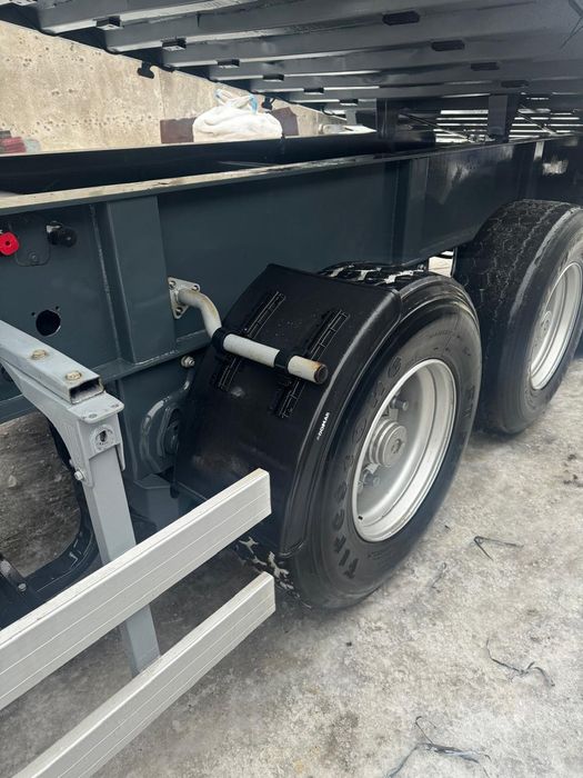 Полуприцеп  BODEX. KIS 33 Самоскид .2004 року