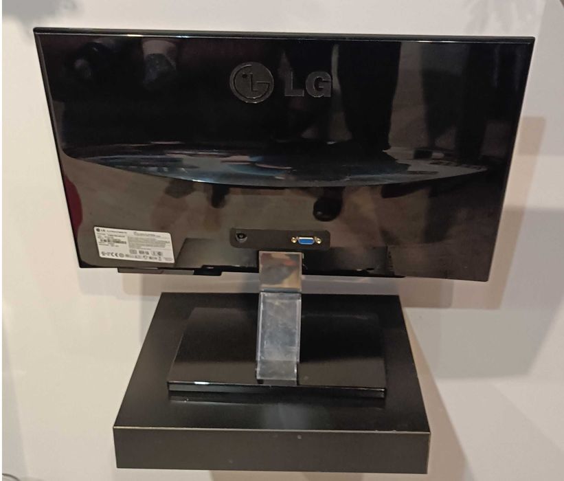 Monitor LG Flatron E1960S-PN LED