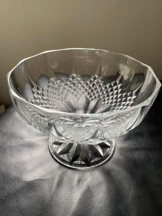 Taça em cristal lapidado com pé435433179448627200