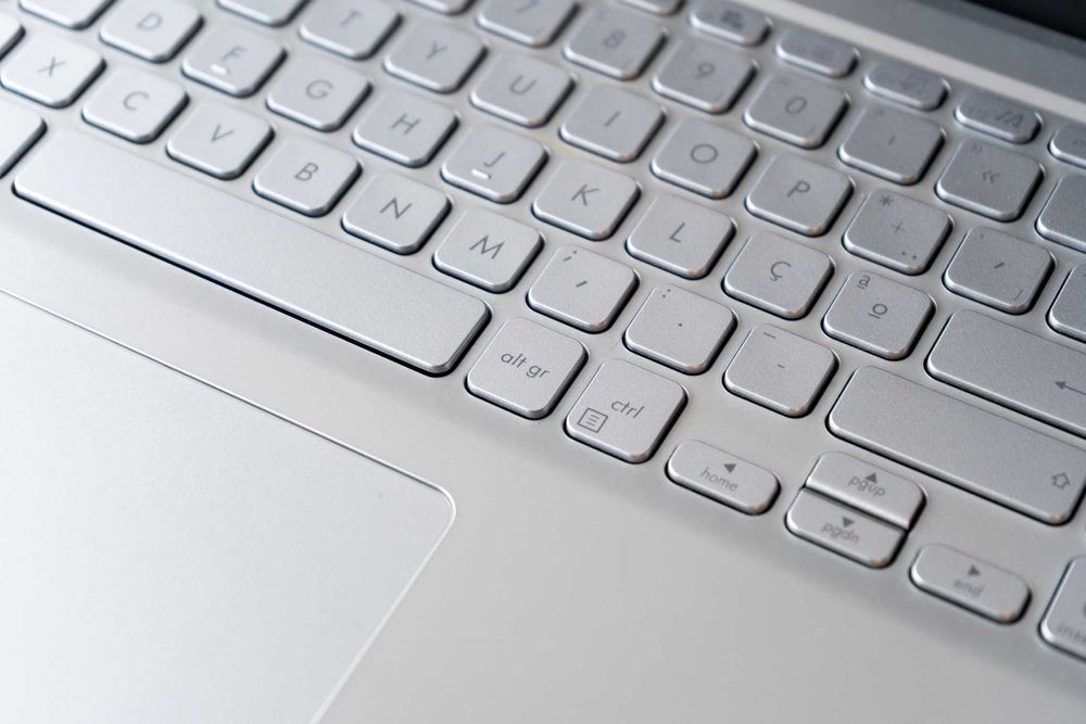 Portátil Asus VivoBook F515FA-30ALHDSX1