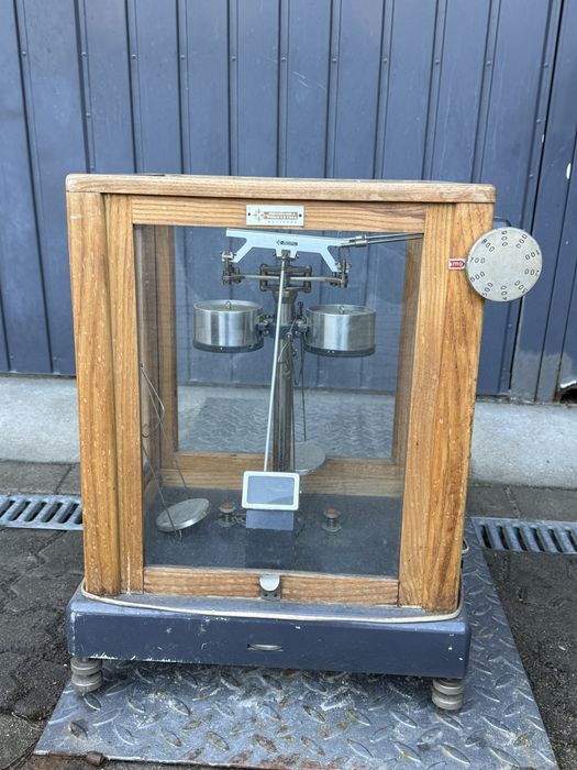 Waga apteczna antyczna