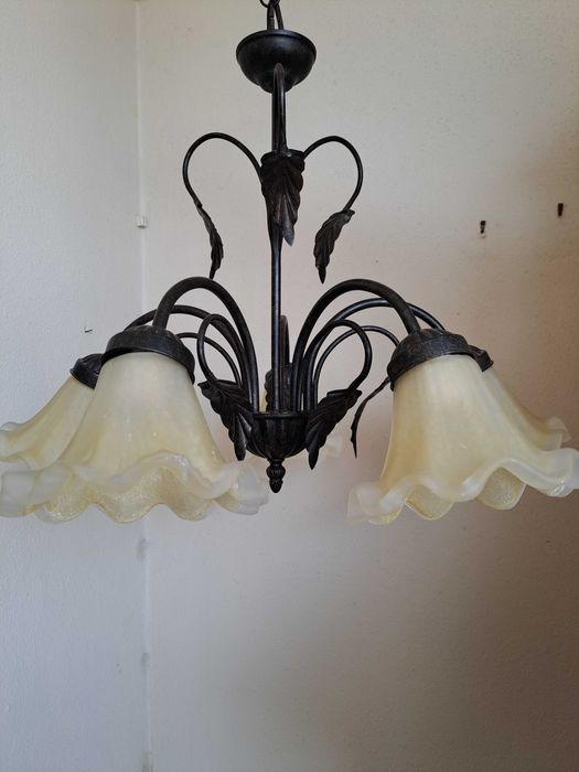 Candeeiro Suspenso de Tulipas