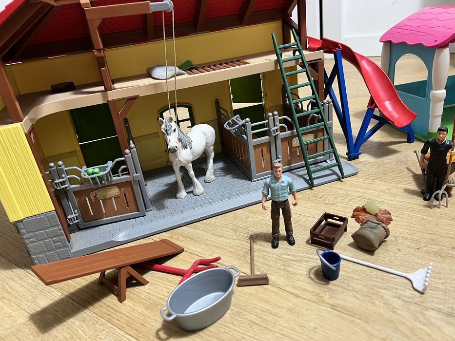 Schleich Końska Stajnia 42485