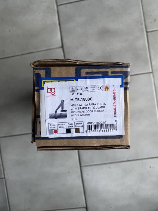 Fecho porta automático mecanismo mola retenção