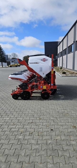 Siewnik punktowy KUHN Maxima 3TS