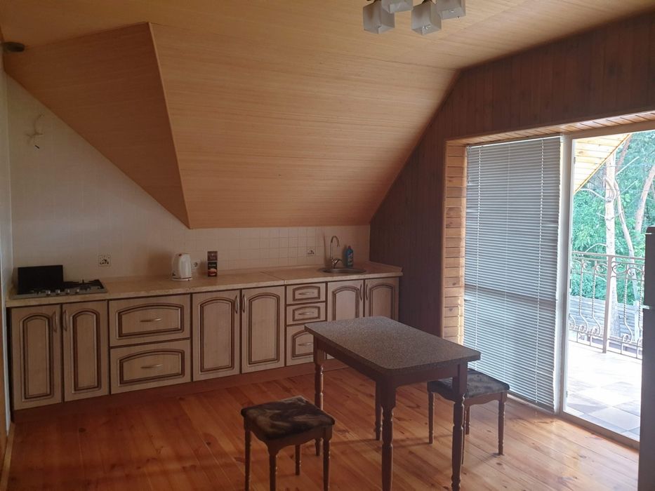 Опенда квартири 12000 всі комунальні сплачує власник