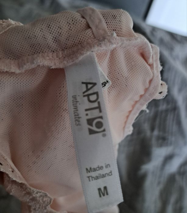 Koronkowa braletka , blady róż M , Apt.9