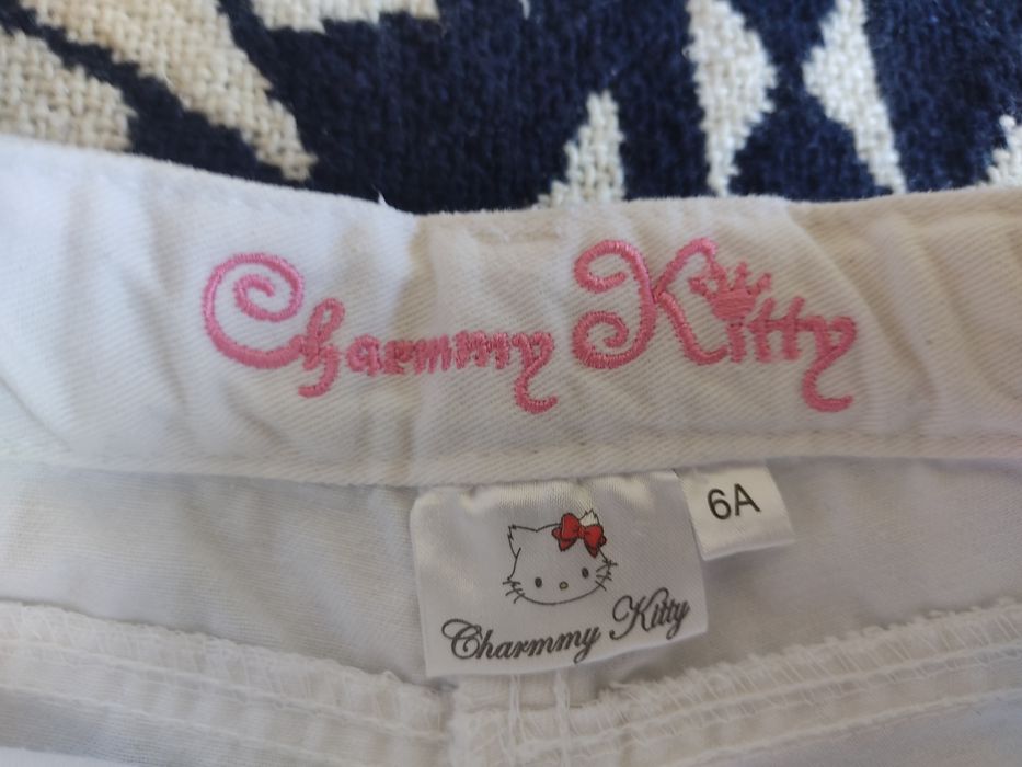 Calças bermudas de menina 6 anos - Novas!