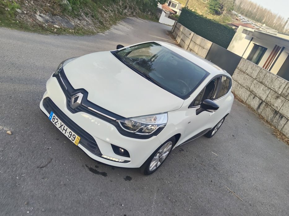 Renault Clio 0.9 TCE limited..só 69 mil km.nacional