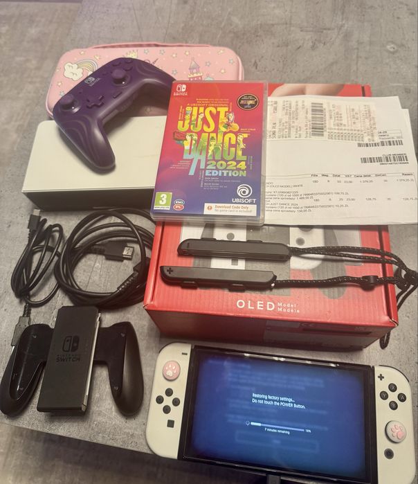 Nintendo Switch Oled zestawplus pad