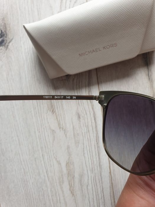 Okulary przeciwsłoneczne Michael Kors MK1022 (TIA)