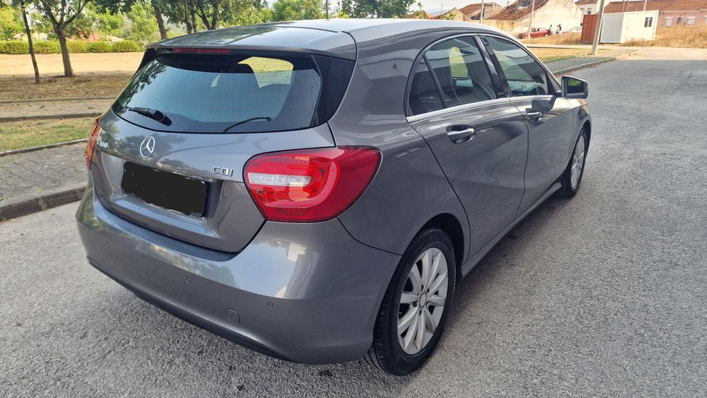 Mercedes-Benz A 180 — fotografia 3