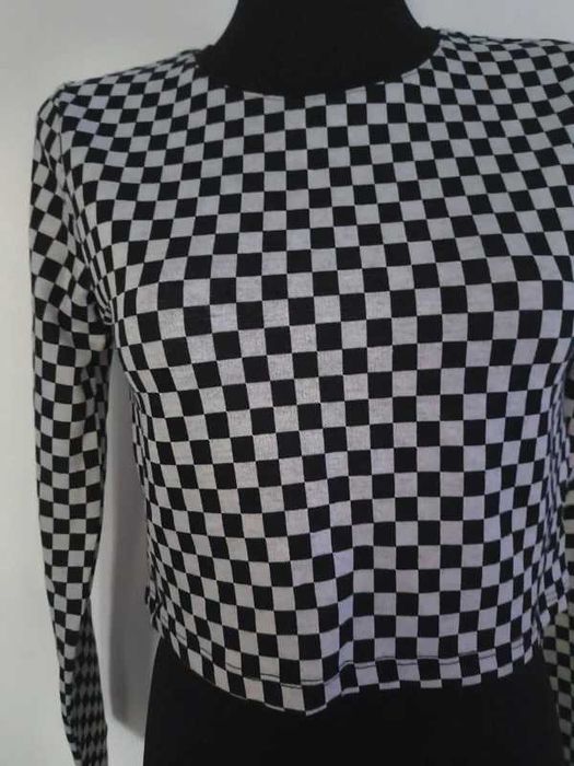 Bluzka crop top szachownica biało czarna