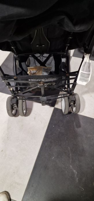 Wózek spacerowy Ezzo