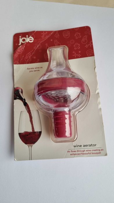 Аератор для вина бренду Joie.