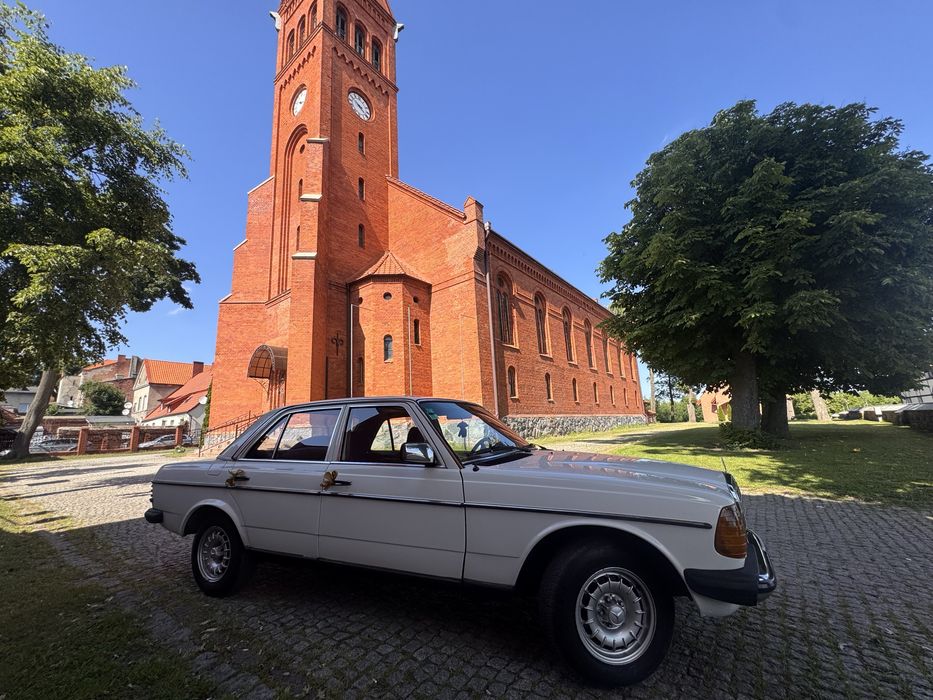 Piekny Klasyczny Mercedes W123 Auto do ślubu