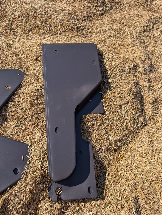 Кабіна мтз-80 82 щиток панелі приладів обшивки бляхи тумбочка МТЗ 80