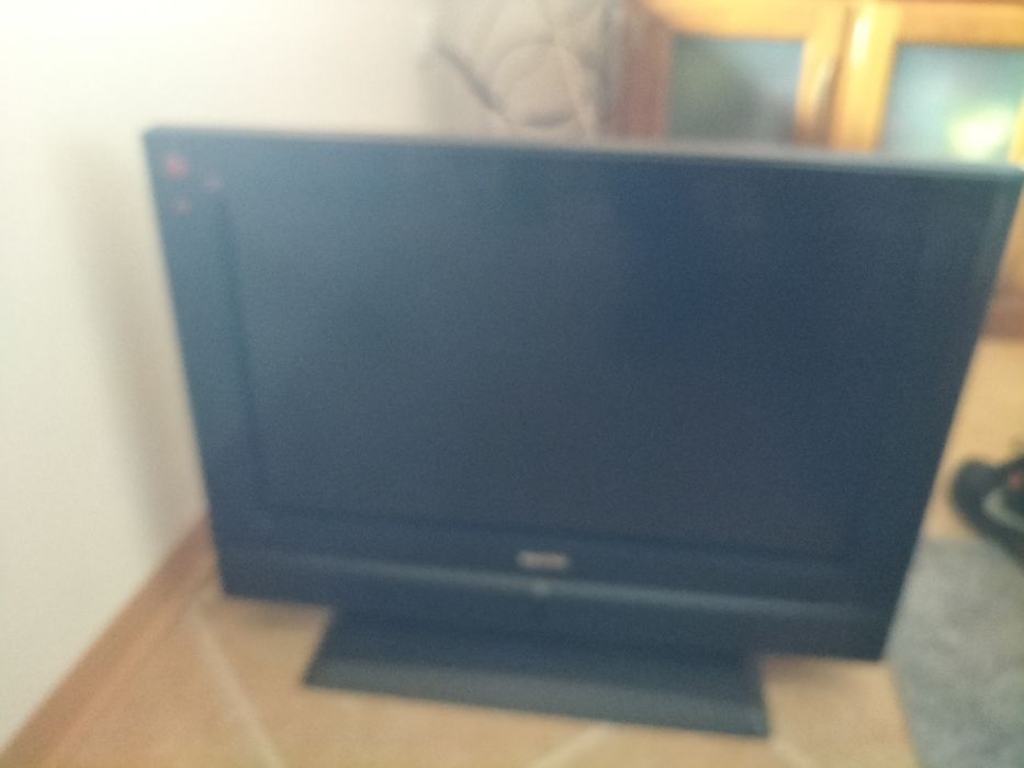 Televisão Sanyo LCD com Comando – Excelente Estado