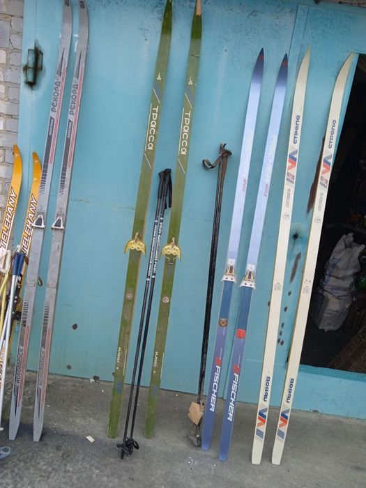 Продам лыжи б/у рабочие