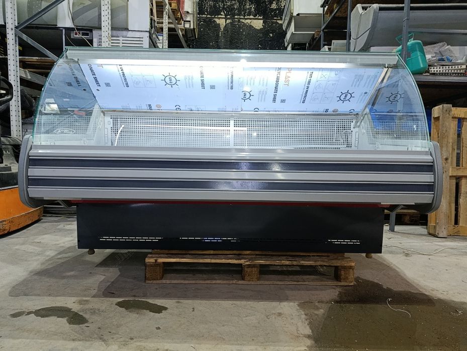 Холодильна вітрина Технохолод Невада