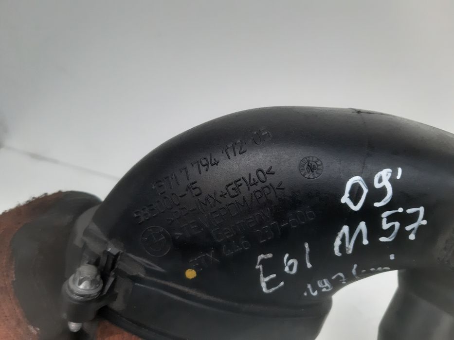BMW E60 E61 3.0d m57 197km 2009r przewód rura dolot powietrza