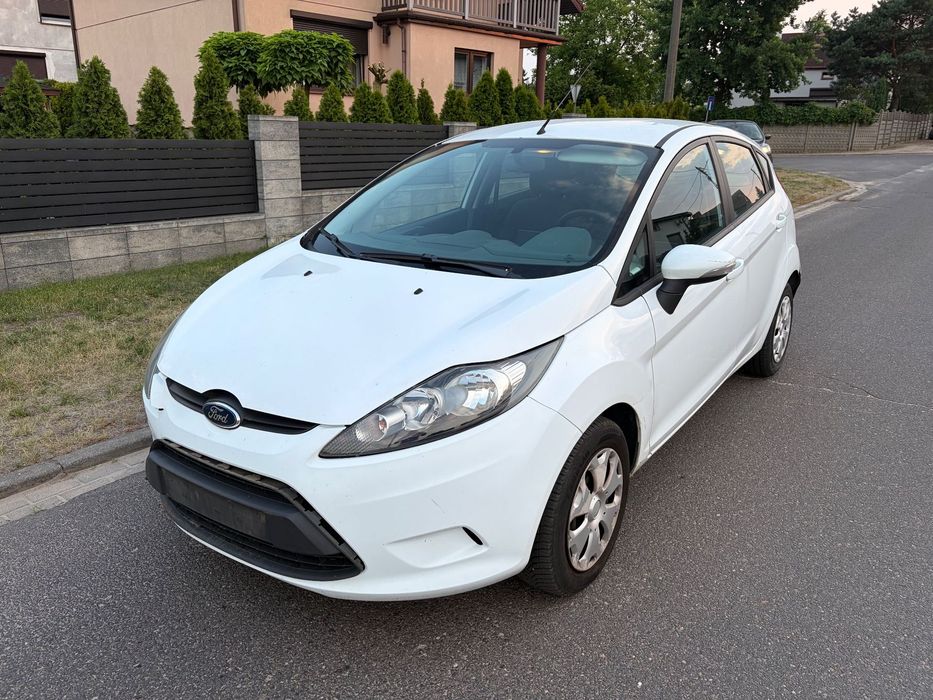 Ford Fiesta Zadbana // Niski przebieg // KLIMA