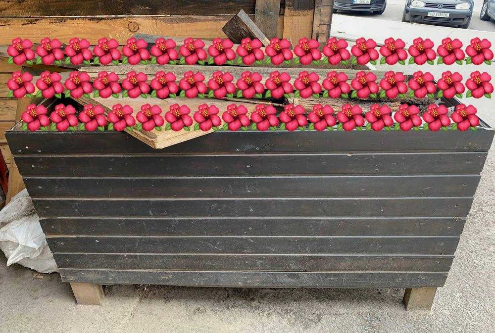 Дерев`яний ящик б/у для дерев або квітів