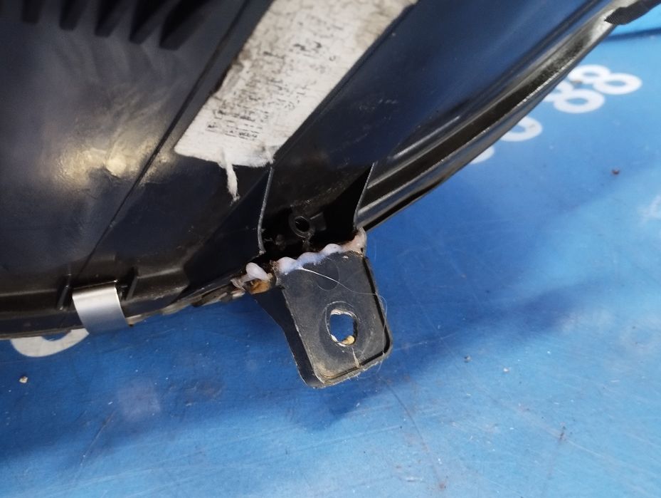 Фара передня права Mercedes Vito W639 Вито 639 правая Розборка В6