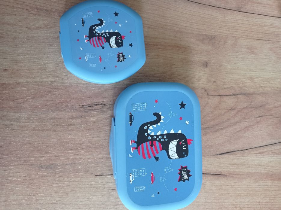 Lunch box - śniadaniówka z dinozaurem