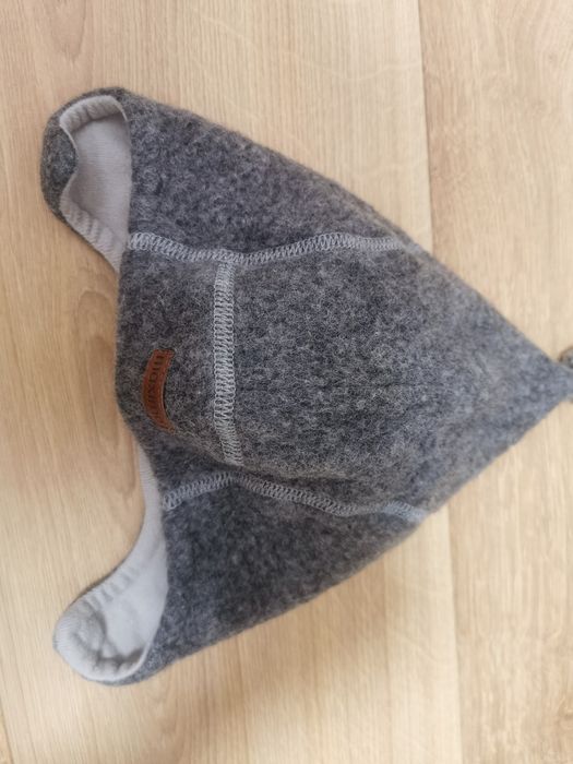 Ciepła czapka dla dziecka. Mały rozmiar 50