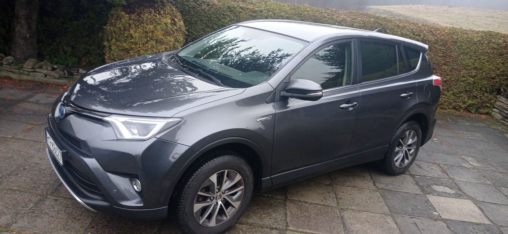 Toyota RAV4 hybrid automat