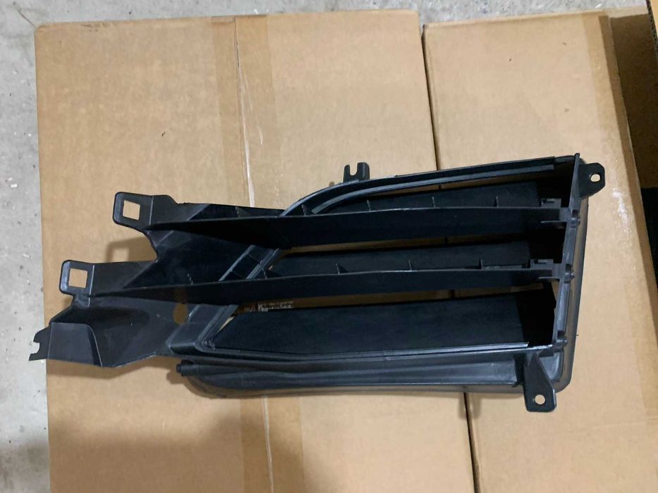 Tesla model S Крышка багажника 2012-2020 1023722-E0-A