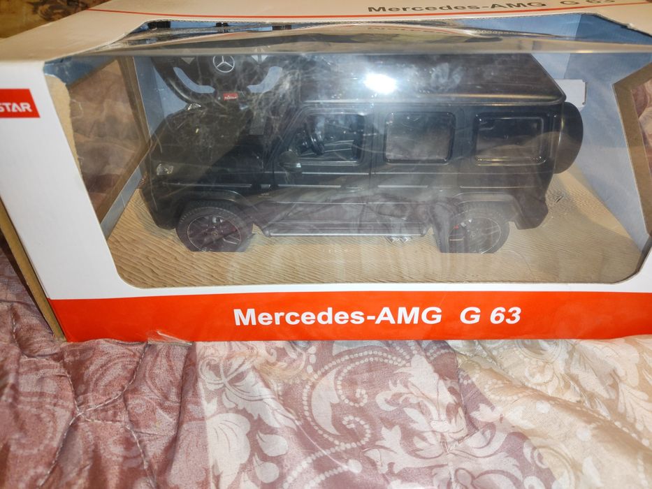 Машинка на радиоуправлении Mercedes-AMG G63. Rastar. Модель 1:14