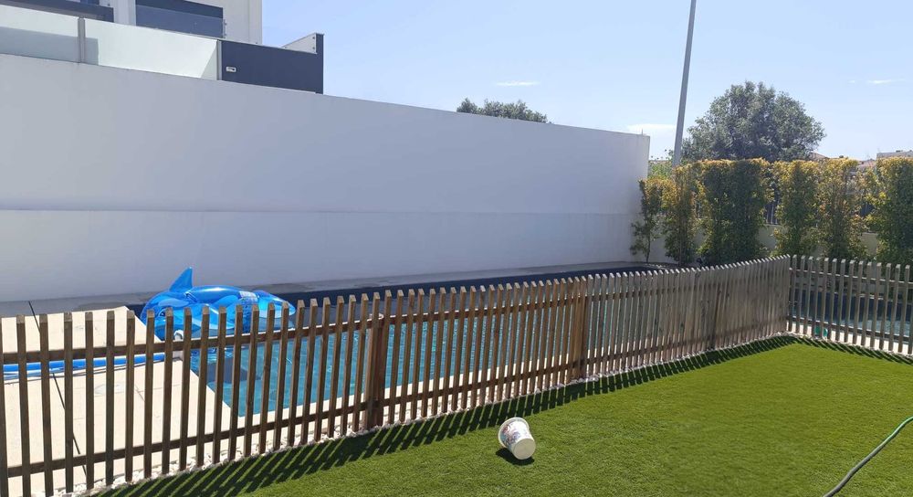 Cerca de Madeira Completa c/ Portas – Jardim/Piscina