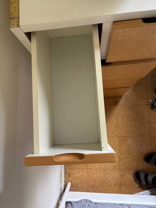 Móvel de arrumação usado IKEA
