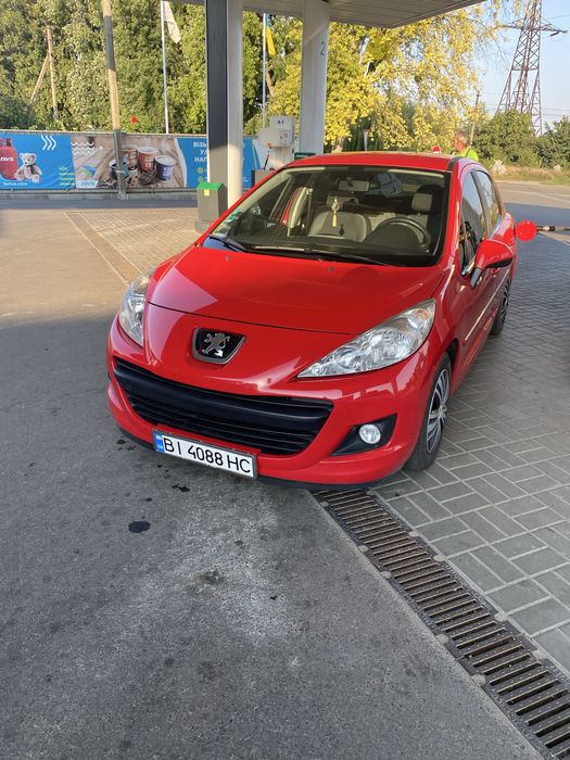 Ідеальний стан Peugeot 207