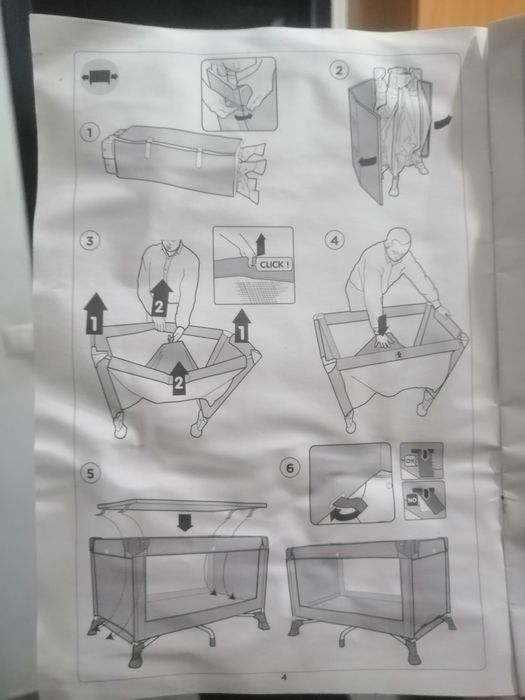 Cama de viagem para criança ou bebé.