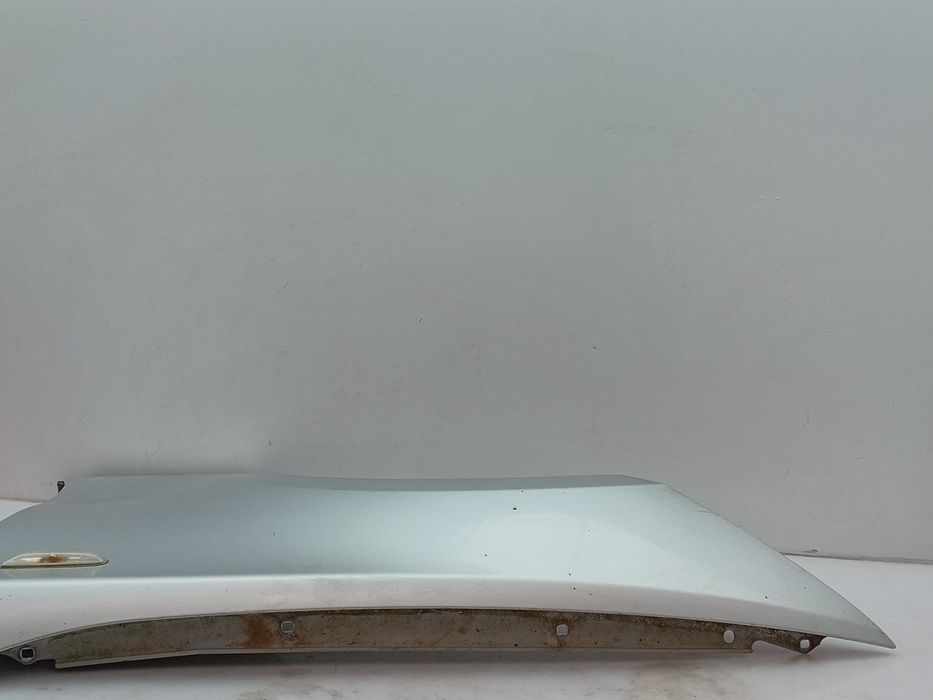 Guarda-lamas esquerdo BMW 1 (E87)