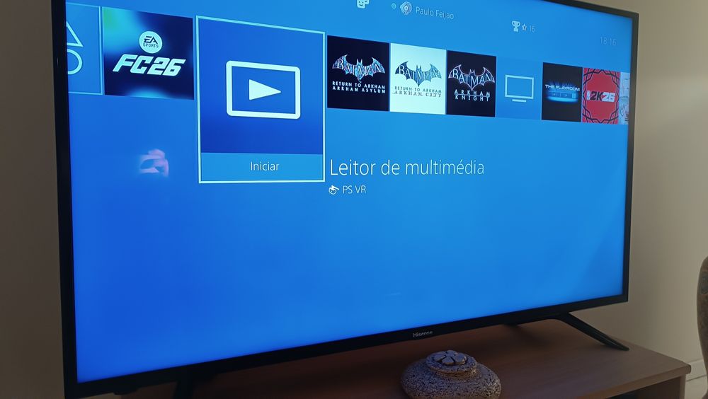 PlayStation 4 e Comando