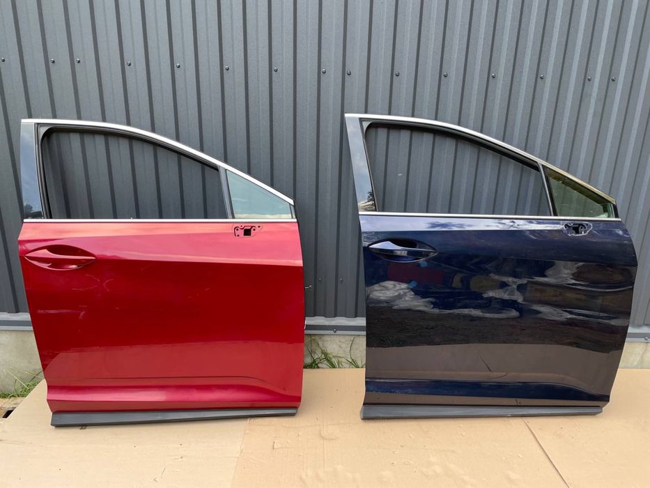 Двери дверь правая передняя праві передні двері Lexus Rx 8x5 3r1 цвет