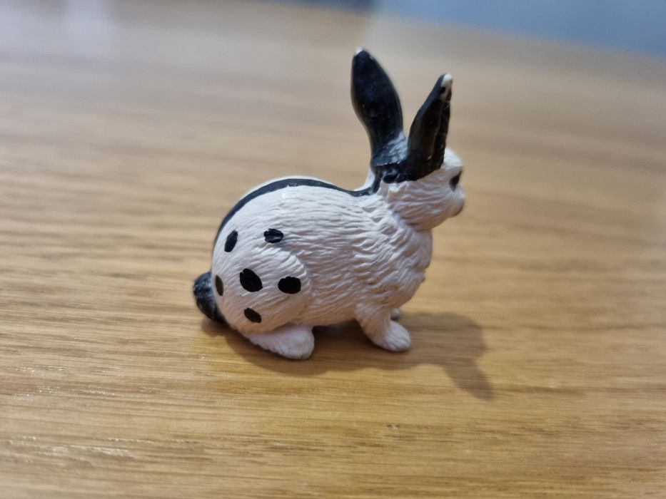 Królik schleich figurka