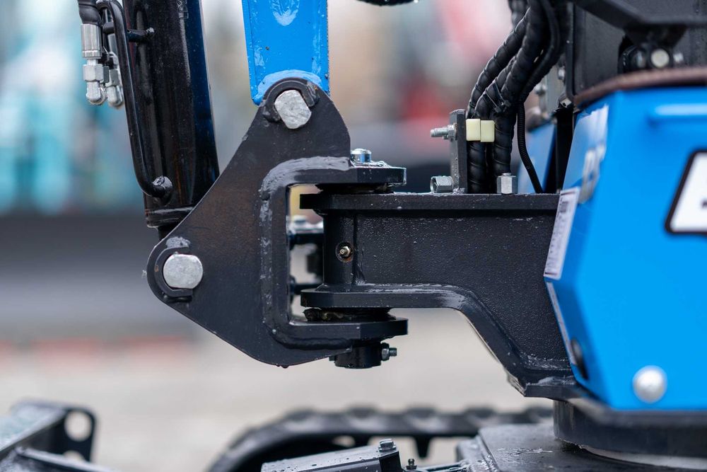 Minikoparka KINGWAY ECO 6 RS- Skrętne Ramie Model na 2026r NOWA