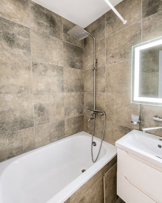 Продам 1-комнатную квартиру в центре, пер. Рогатинский, 19