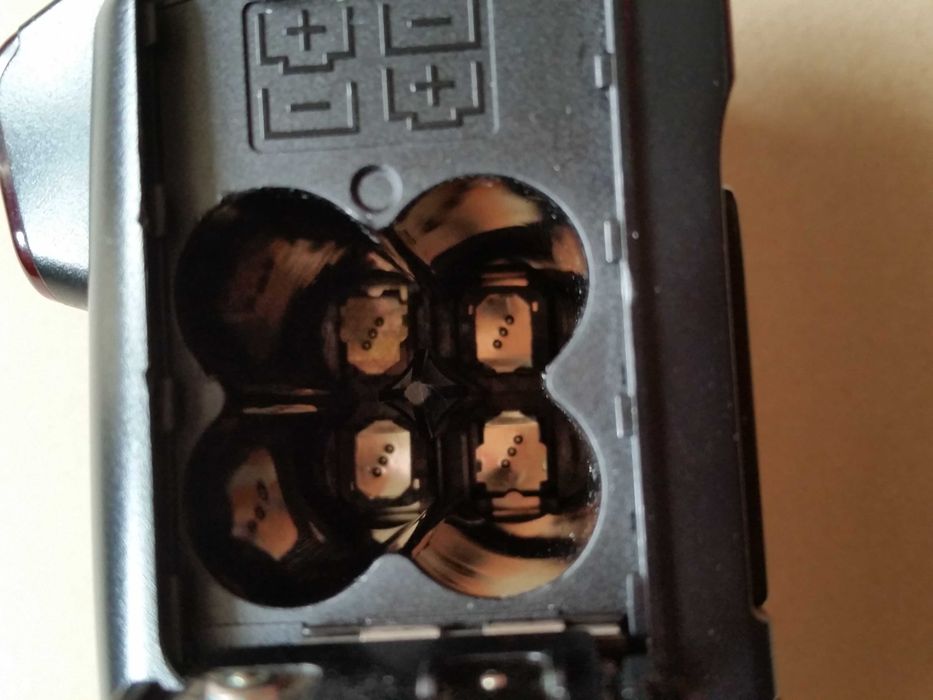 Вспышка Sony HVL-F42AM