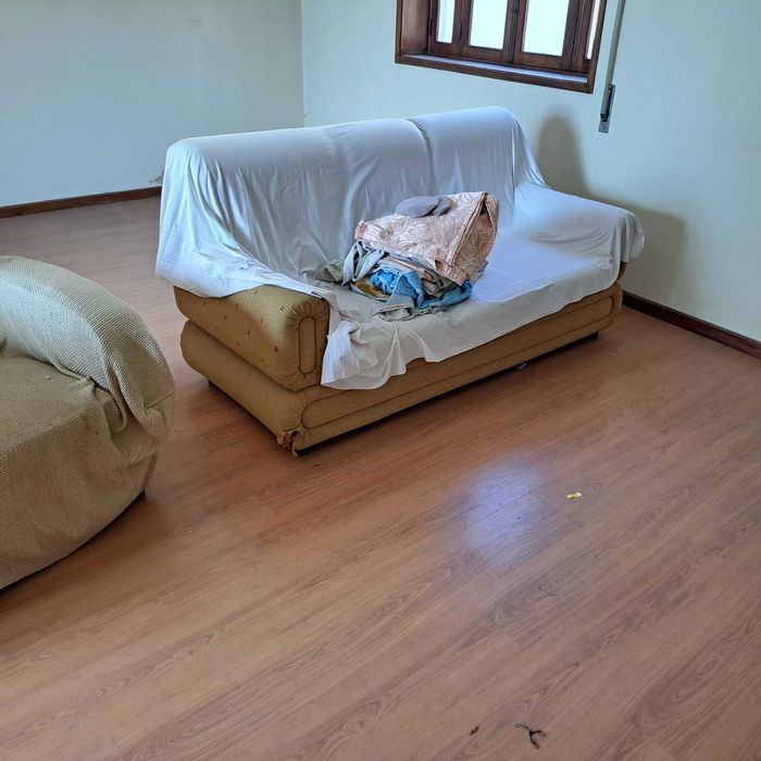 Sofás em bom estado 2+2