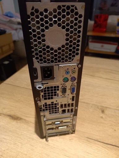 HP Compaq 8200 Elite