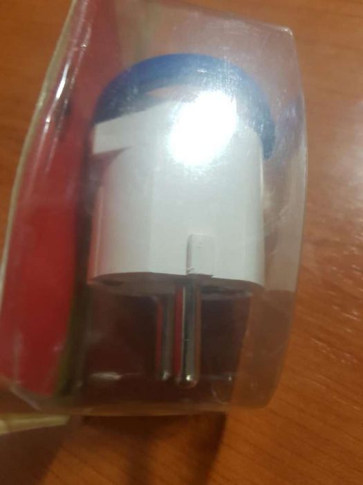 Ficha macho terra legrand