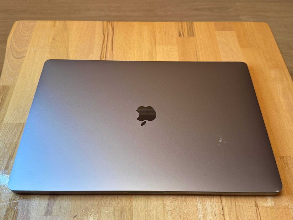 MacBook Pro 16 i9 2019 32 500 gb
