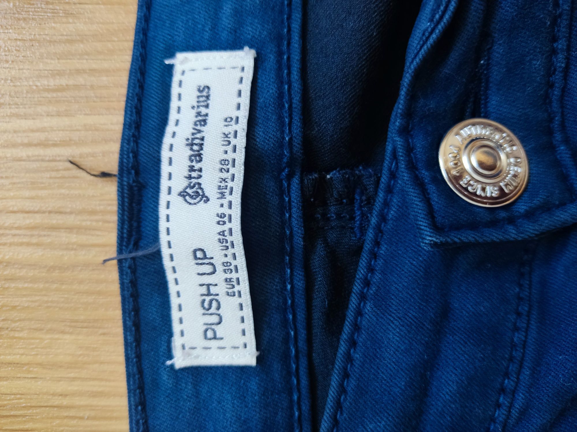 Calças push cheap up stradivarius
